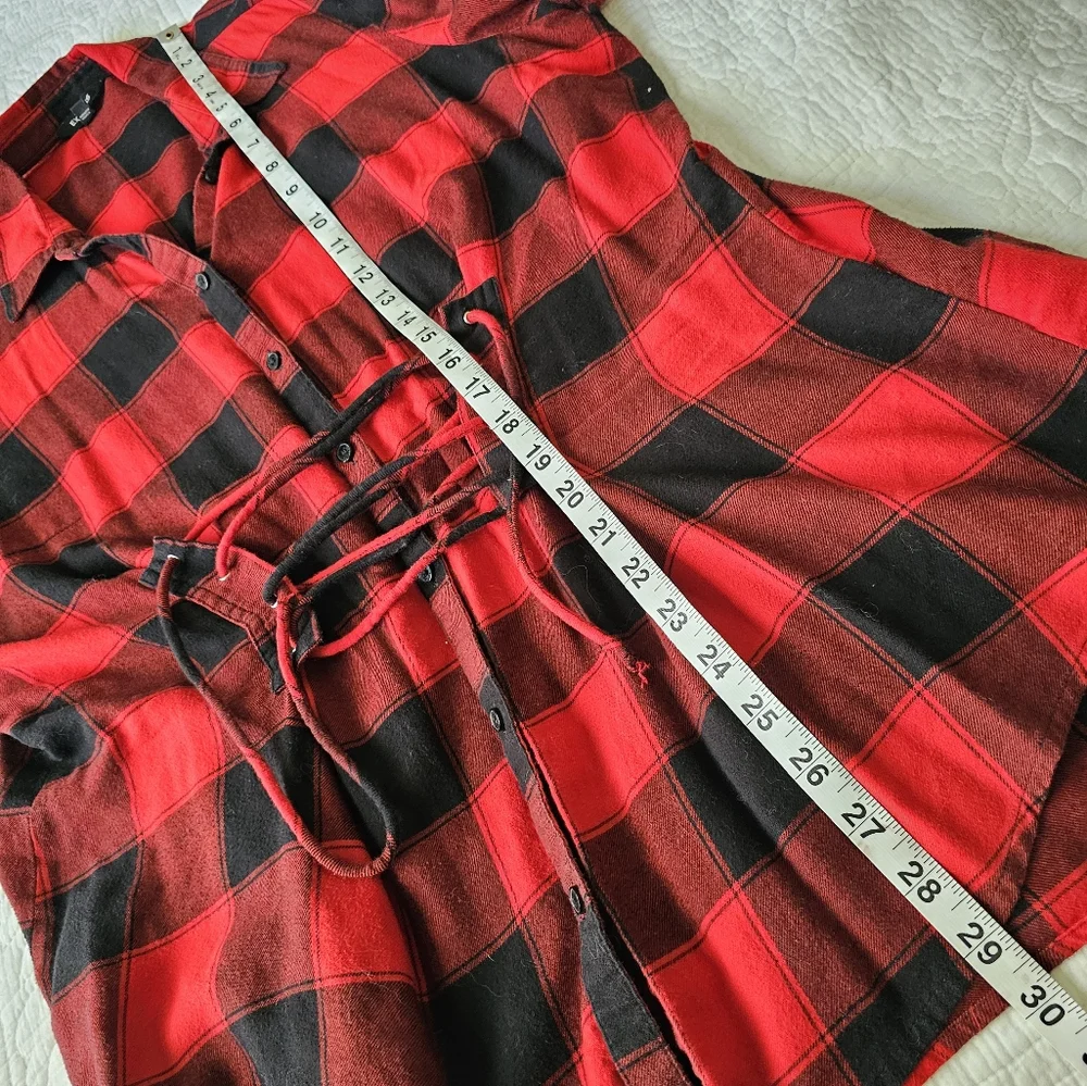 Express Buffalo Plaid Women's Top - Picture 5 of 6